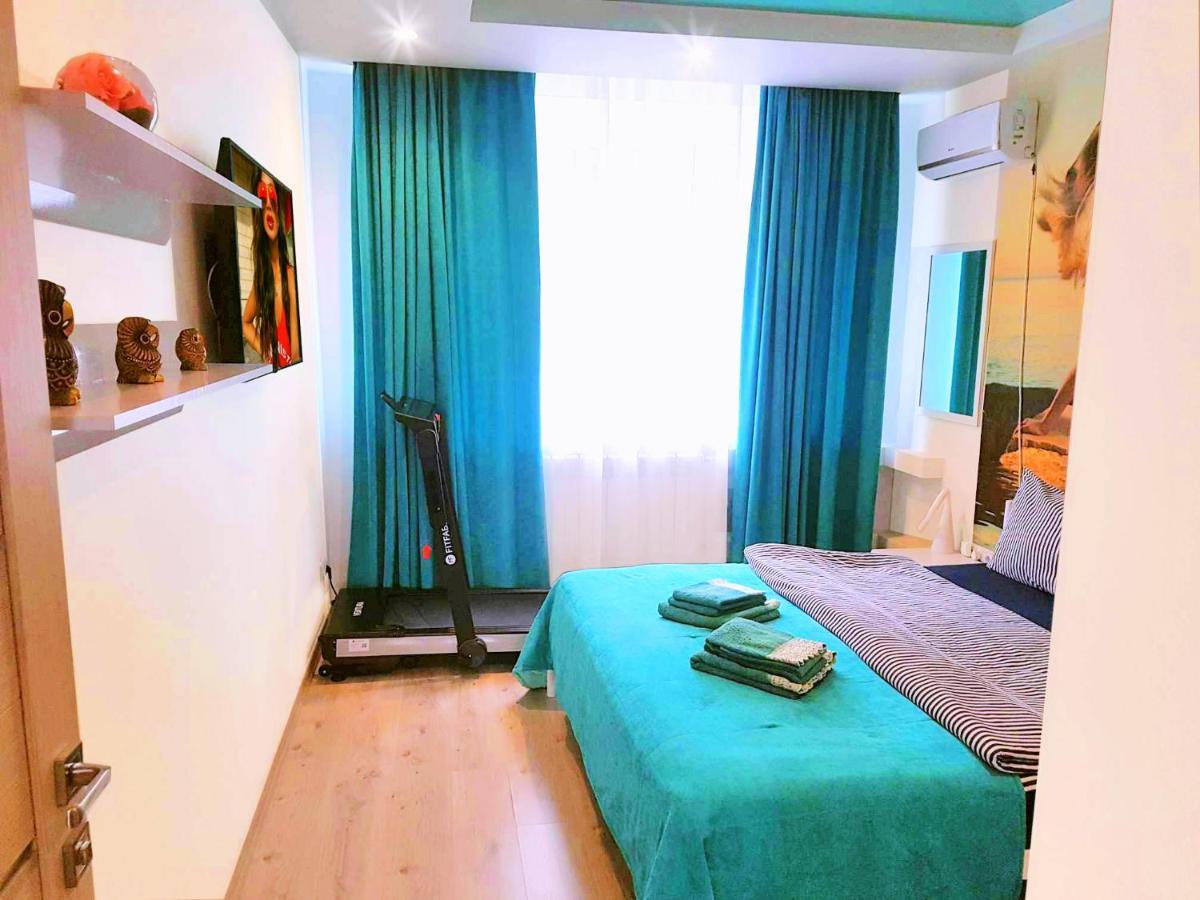 Big Jacuzzi , Sauna , Khreshchatyk Apartments キエフ エクステリア 写真