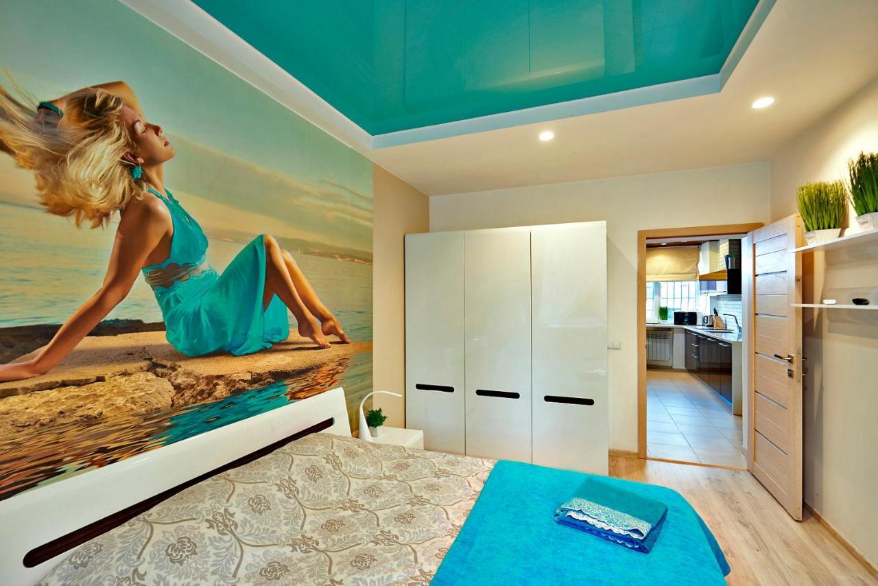 Big Jacuzzi , Sauna , Khreshchatyk Apartments キエフ エクステリア 写真